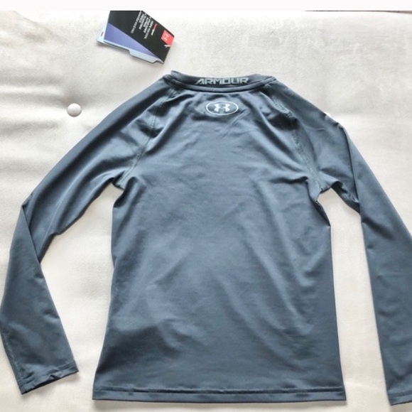 Under Armour Heatgear Technology Workout Shirt - Picture 3 of 10